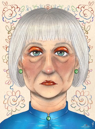 Retrato de una mujer mayor con cabello plateado, blusa azul y fondo decorativo de flores.